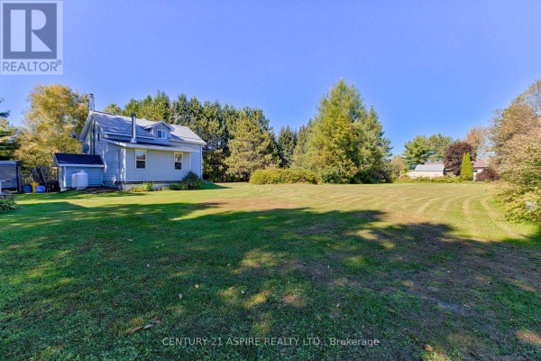 1085 Forest Lea Road, Laurentian Valley, ON K8A6W6 Photo 5