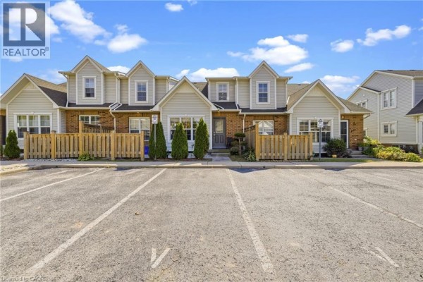 1085 Harrogate Drive Unit# 5, Ancaster