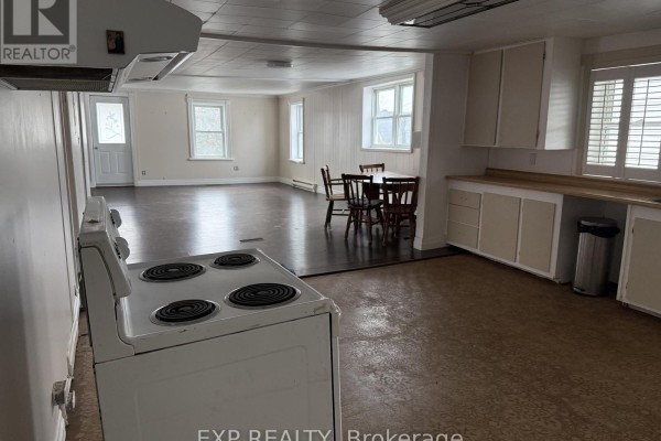 1085 Labrosse Street, Hawkesbury, ON K0B1P0 Photo 3