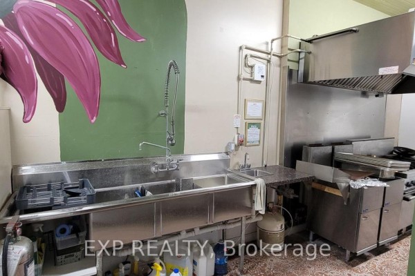 1085 Labrosse Street, Hawkesbury, ON K0B1P0 Photo 5