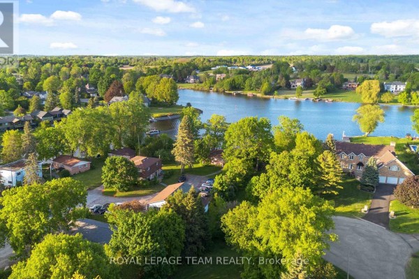 1086-1099 Antochi Lane, Ottawa, ON K4M1K1 Photo 4
