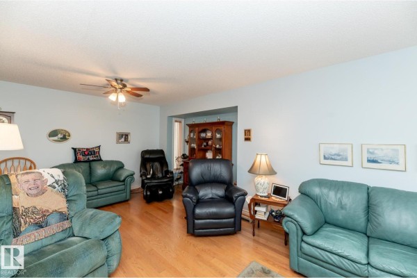 Bedroom 2 - 10860 25 Av Nw, Edmonton, AB T6J6N5 Photo 5