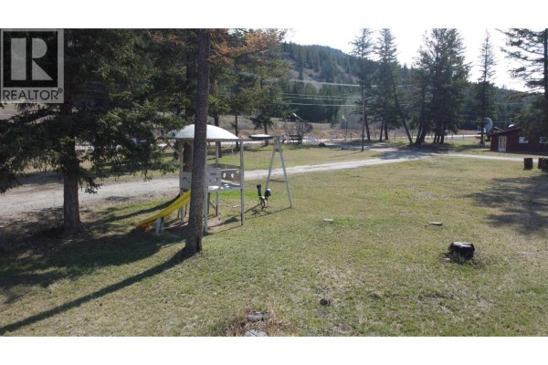 10870 N 97 Highway, Quesnel, BC V2J6R6 Photo 4