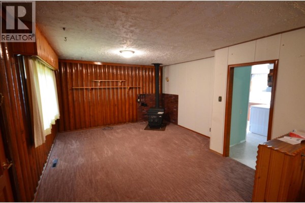 10874 261 Road, Fort St  John, BC, photo 2