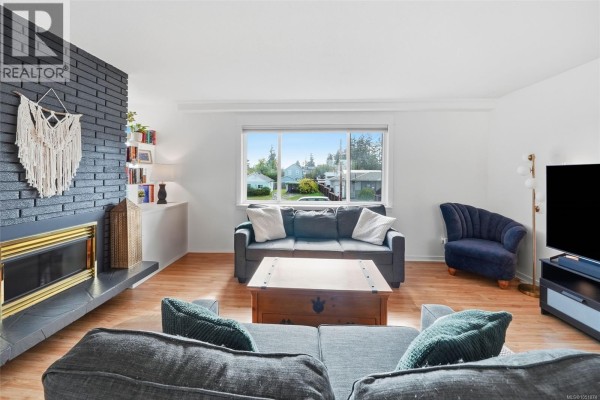 1088 Nelson St, Nanaimo, BC, photo 3