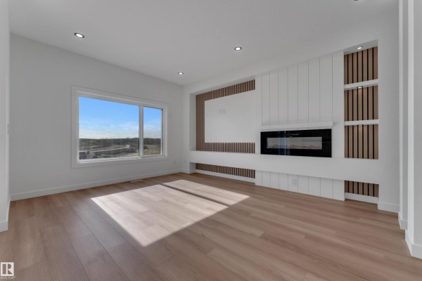 Bedroom 2 - 1089 Starling Dr Nw, Edmonton, AB T5S0V4 Photo 5