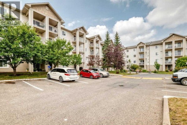 Living room - 109, 1717 60 Street Se, Calgary, AB T2A7Y7 Photo 3