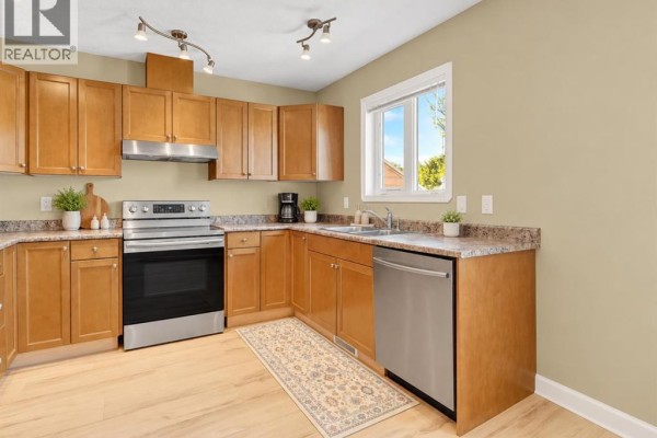 Bedroom - 109, 9105 91 Street, Grande Prairie, AB T8X0E6 Photo 3