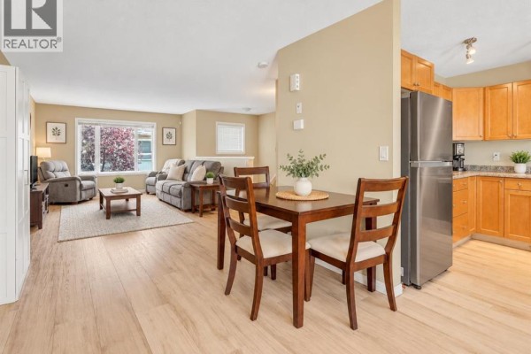 3pc Bathroom - 109, 9105 91 Street, Grande Prairie, AB T8X0E6 Photo 4