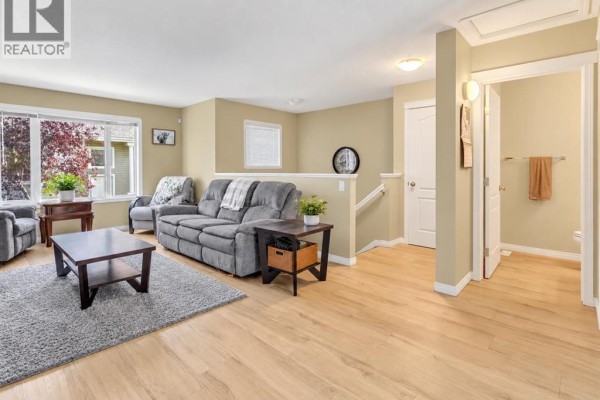 2pc Bathroom - 109, 9105 91 Street, Grande Prairie, AB T8X0E6 Photo 5