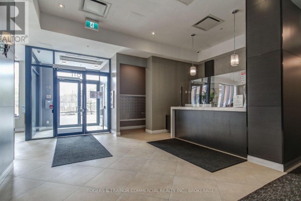 109 - 11611 Yonge Street, Richmond Hill, ON L4E1G2 Photo 5