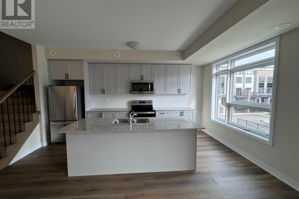 109 - 1593 Rose Way, Milton, ON L9T7E7 Photo 3