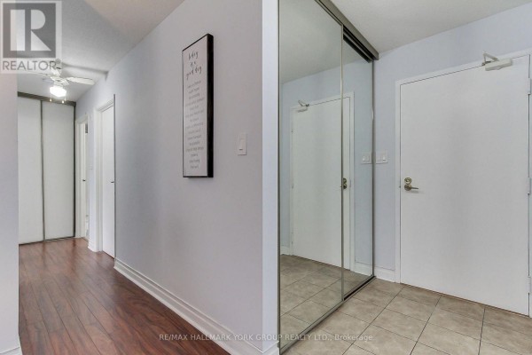 Bedroom 2 - 109 - 166 Olive Street, East Gwillimbury, ON L9N1M9 Photo 5