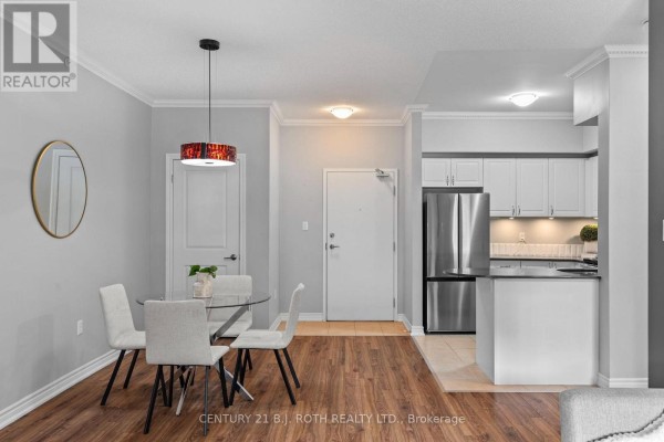 Kitchen - 109 - 7 Greenwich Street, Barrie, ON L4N7Y8 Photo 3