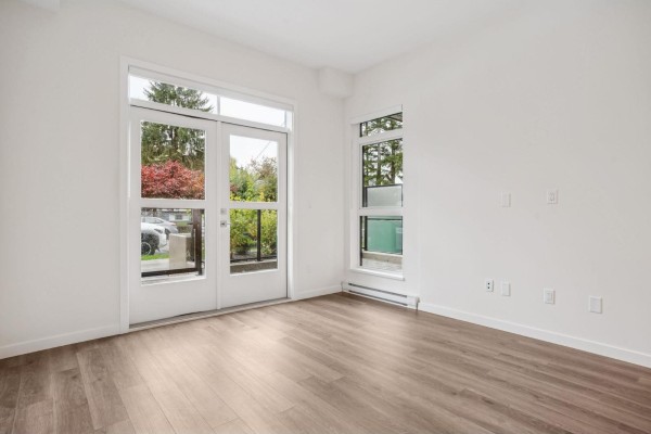109 14257 103a Avenue, Surrey, BC V3T1T1 Photo 5