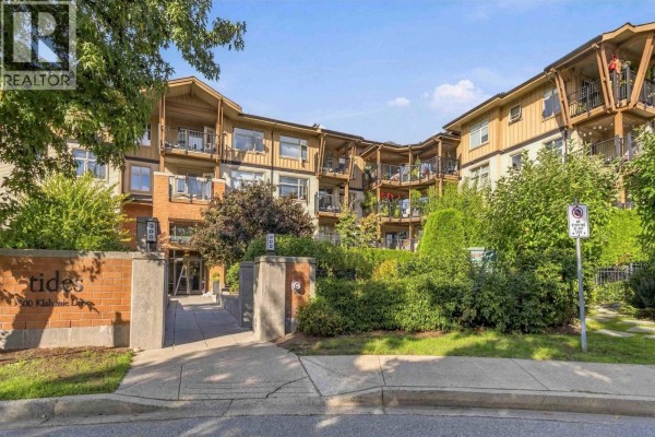 109 300 Klahanie Drive, Port Moody, BC V3H5K8 Photo 3