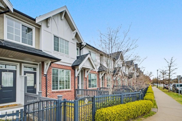109 30989 Westridge Place, Abbotsford, BC V2T0E7 Photo 4