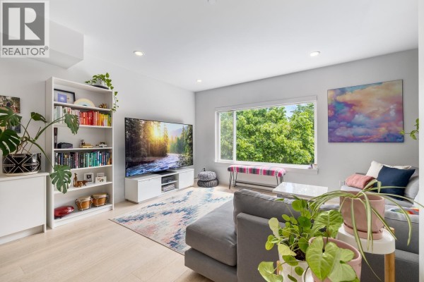 109 453 E 16th Avenue, Vancouver, BC V5T2T8 Photo 2