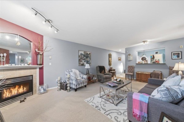 109 6385 121 Street, Surrey, BC V3X3K6 Photo 3