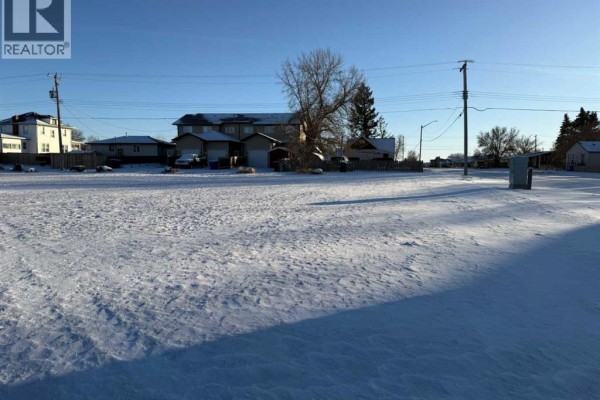 109 7 Avenue E, Bow Island, AB T0K0G0 Photo 2