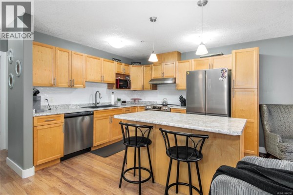 Kitchen - 109 701 Hilchey Rd, Campbell River, BC V9W0A2 Photo 2