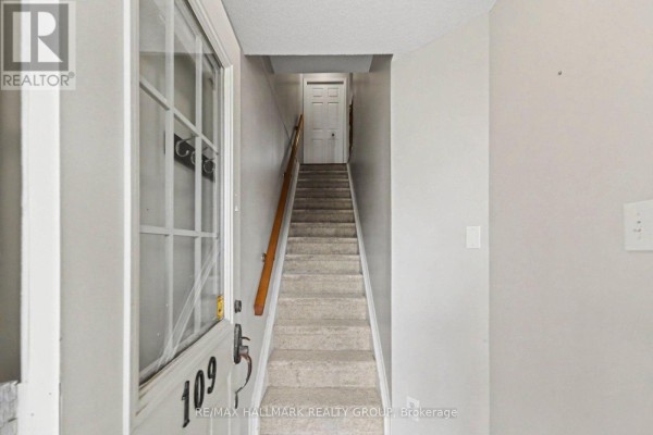 Other - 109 Briston Private, Ottawa, ON K1G5R1 Photo 2