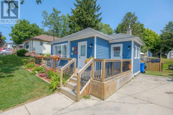 109 Carling Terrace, North Huron, ON, photo 3