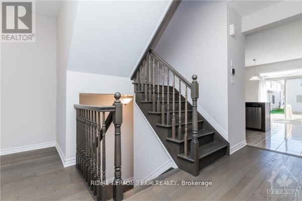 109 Falabella Street, Ottawa, ON K2S0X7 Photo 5