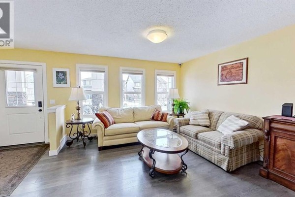 109 Heartland Boulevard, Cochrane, AB, photo 2