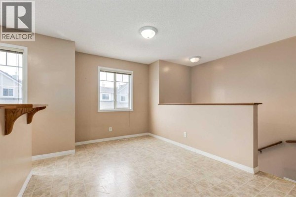 2pc Bathroom - 109 Hidden Creek Gardens Nw, Calgary, AB T3A6J4 Photo 4
