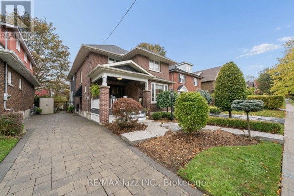 Kitchen - 109 Lauder Road, Oshawa, ON L1G2H5 Photo 4