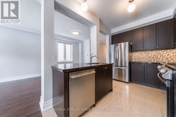 109 Wesmina Avenue, Whitchurch Stouffville, ON, photo 3