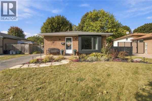 Laundry room - 109 Woodlawn Avenue, Brantford, ON N3V1B4 Photo 2