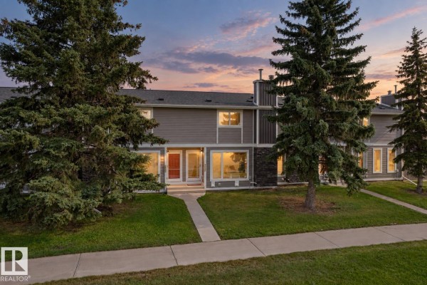 1090 Lakewood Rd N Nw, Edmonton