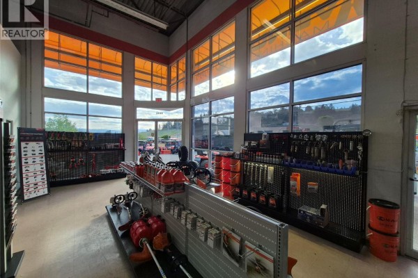 1090 Stevens Road, West Kelowna, BC, photo 2
