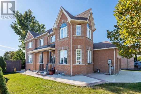 1090 Trudeau Drive, Milton, ON, photo 2
