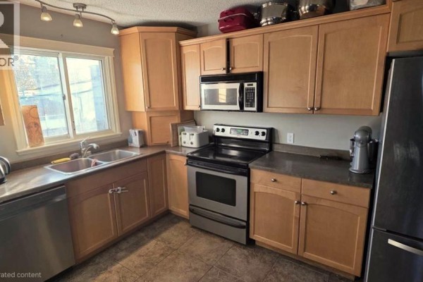 10905 91 Street, Peace River, AB, photo 3