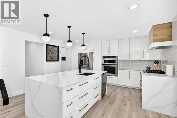Pantry - 10909 Hidden Valley Drive Nw, Calgary, AB T3A5V7 Photo 5