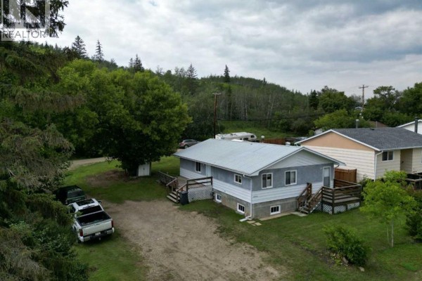 10914 90 Street, Peace River, AB, photo 3