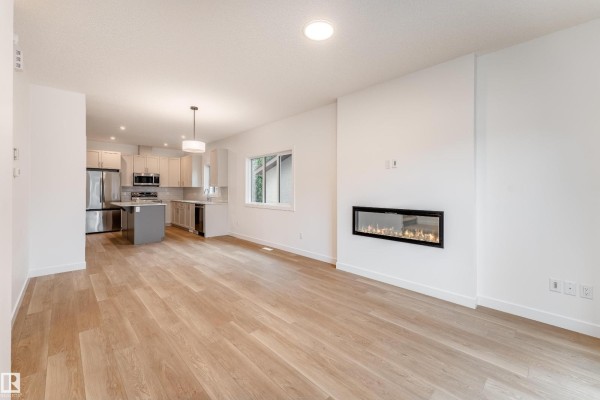 Primary Bedroom - 10916 & 10918 154 Street Nw, Edmonton, AB T5P2J9 Photo 4