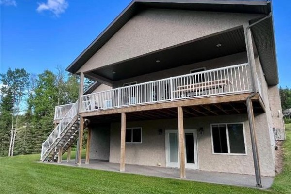 1093 Mackenny Street, Hinton, AB, photo 3