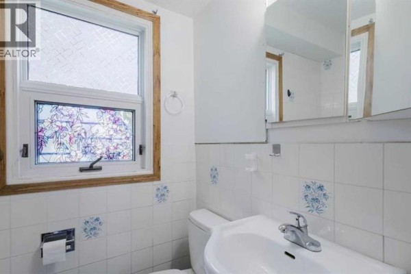 3pc Bathroom - 10948 75 Avenue Nw, Edmonton, AB T6G0G9 Photo 5