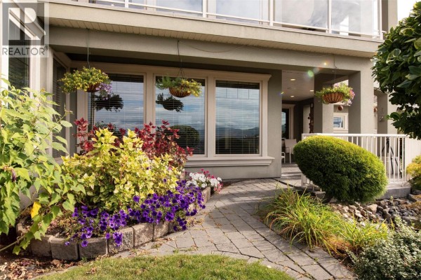 Den - 1095 Hume Avenue, Kelowna, BC V1P1P2 Photo 5