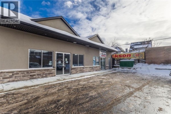 1096 E Barton Street E, Hamilton, ON L8H2V1 Photo 4