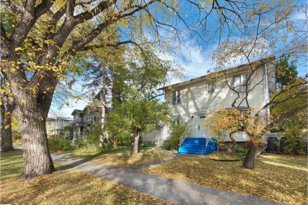 10968 75 Av Nw, Edmonton, AB, photo 2