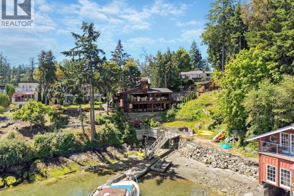 Patio - 10968 Madrona Dr, North Saanich, BC V8R6K2 Photo 4