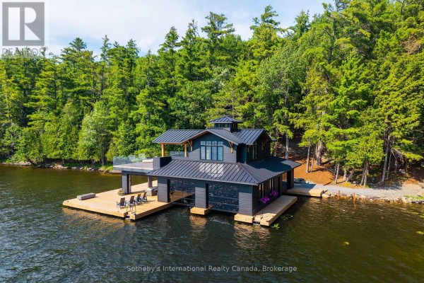 Bedroom 3 - 1097 Armstrong Point Road, Muskoka Lakes, ON P0B1J0 Photo 4
