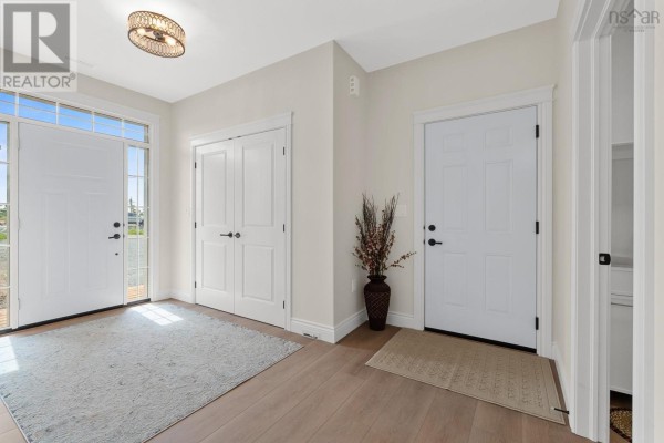 Foyer - 1097 Fleetwood Drive, Fall River, NS B2T0V6 Photo 5