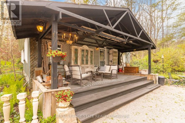 1097 Mineral Springs Road, Hamilton, ON, photo 3