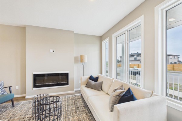 Staircase leading to upper level with carpet and railing - 1098 Mcleod Av, Spruce Grove